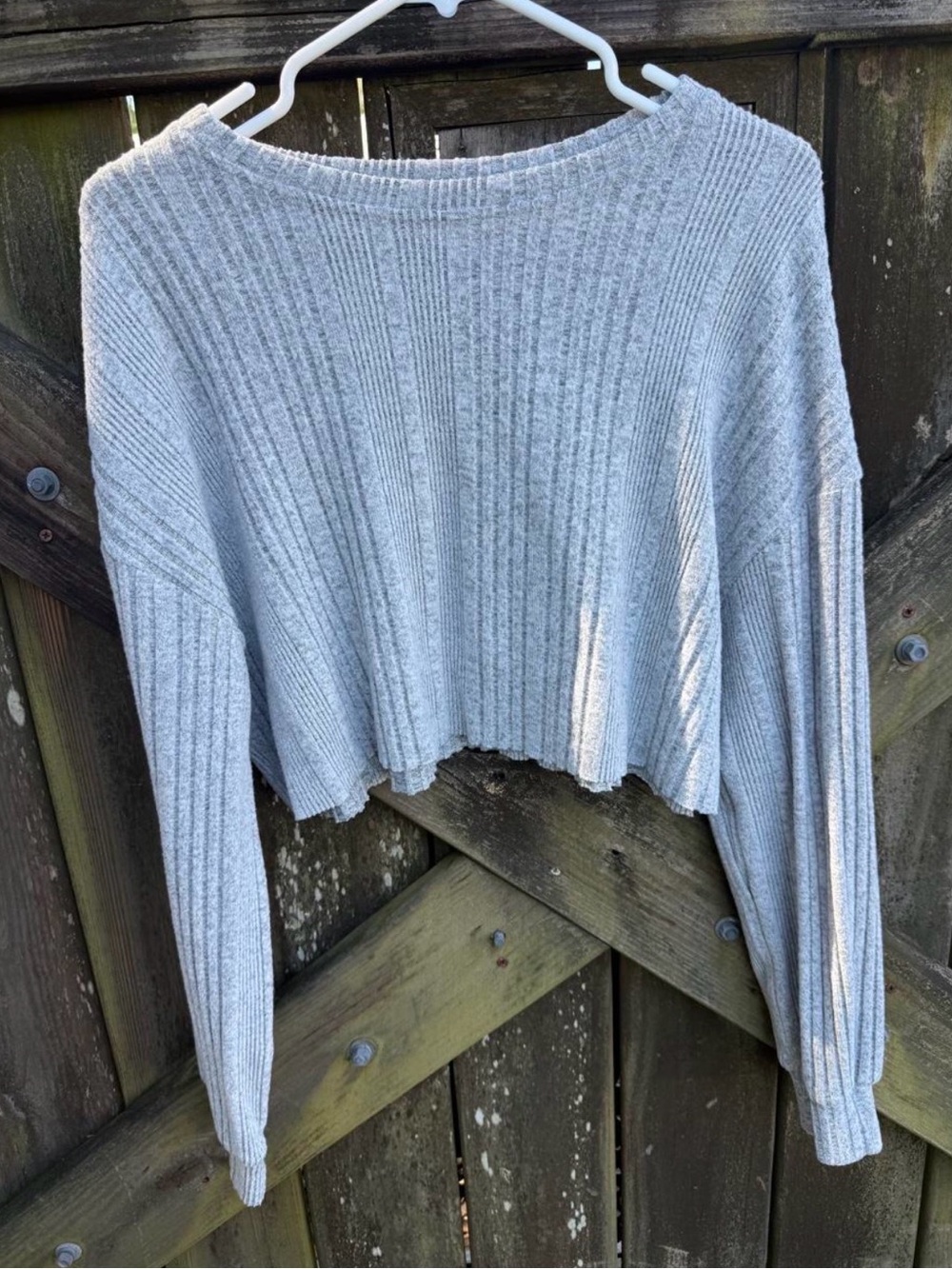 SHEIN Light Gray Ribbed Cropped Sweater